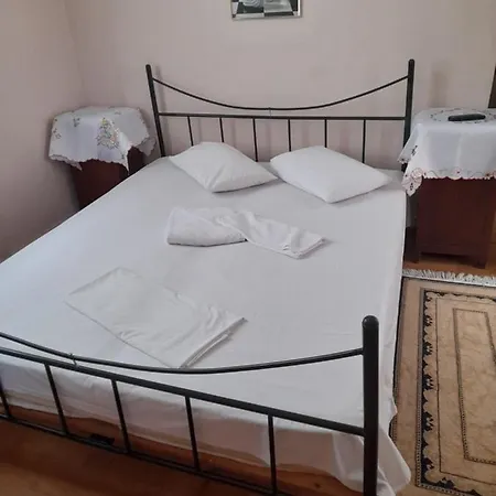 στρατής Nea Michaniona