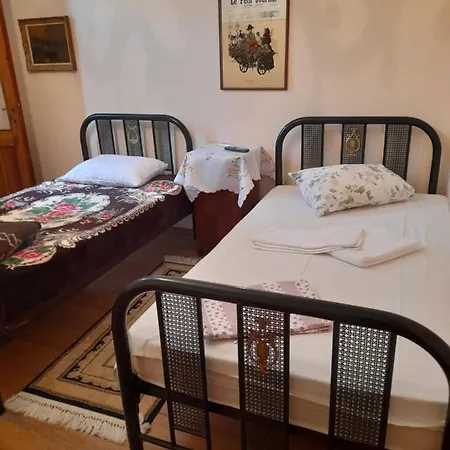 στρατής Aparthotel