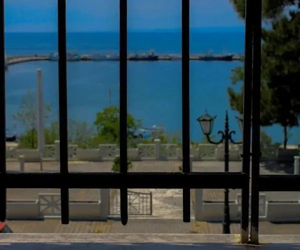 στρατής Aparthotel